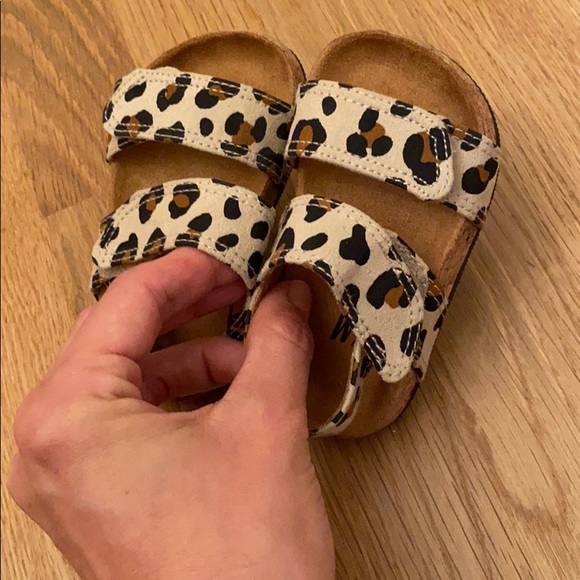 NWOT- never worn 6-12m (2 pairs!!) - Picture 6 of 6